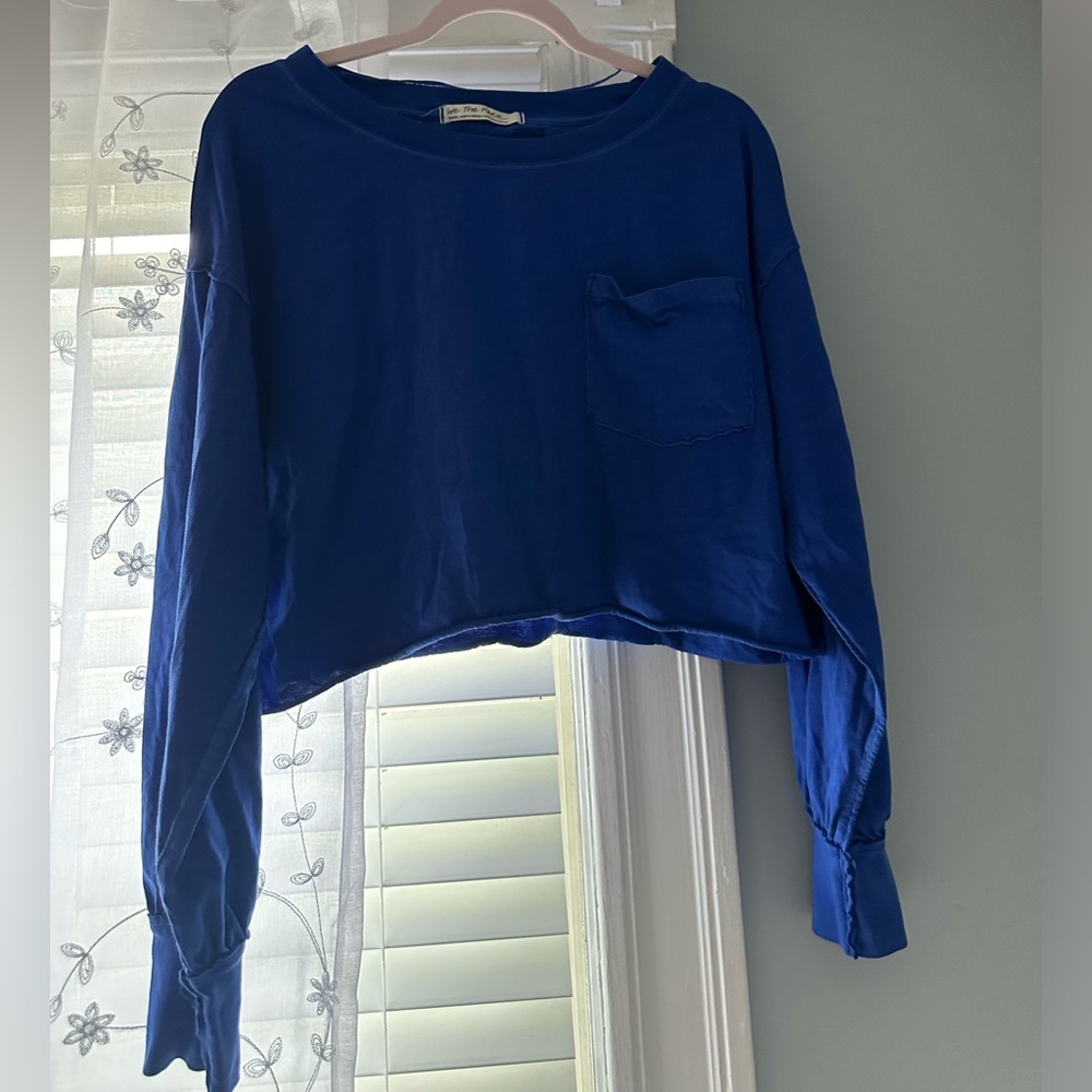 FREE PEOPLE cropped long sleeve royal blue
